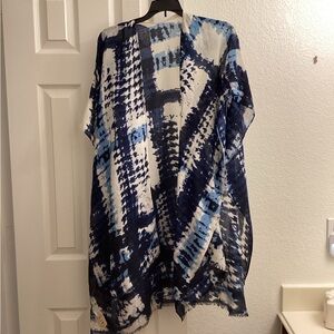 L.I.B New York Navy, Light Blue & White Abstract Wrap
